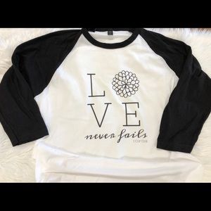 Christian Raglan - Love Never Fails